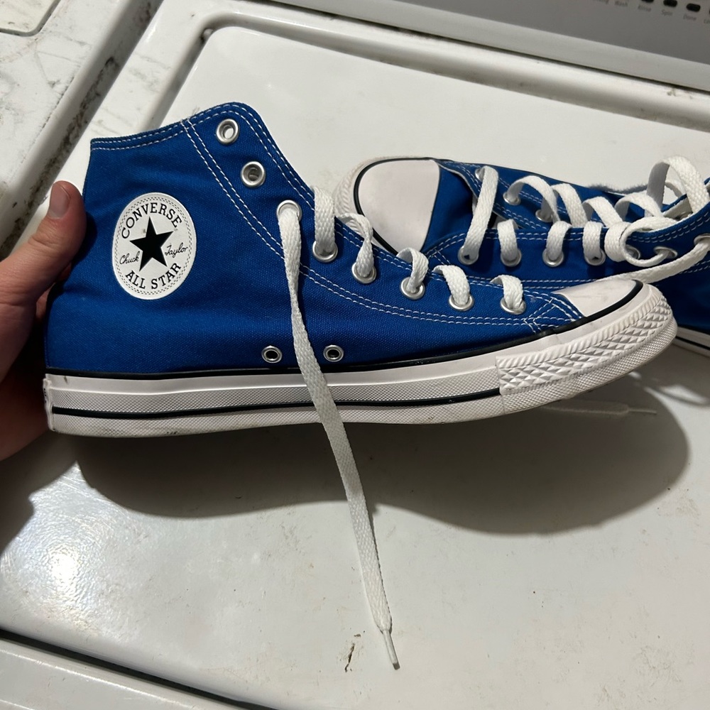 Men’s converse size 9 great condition!